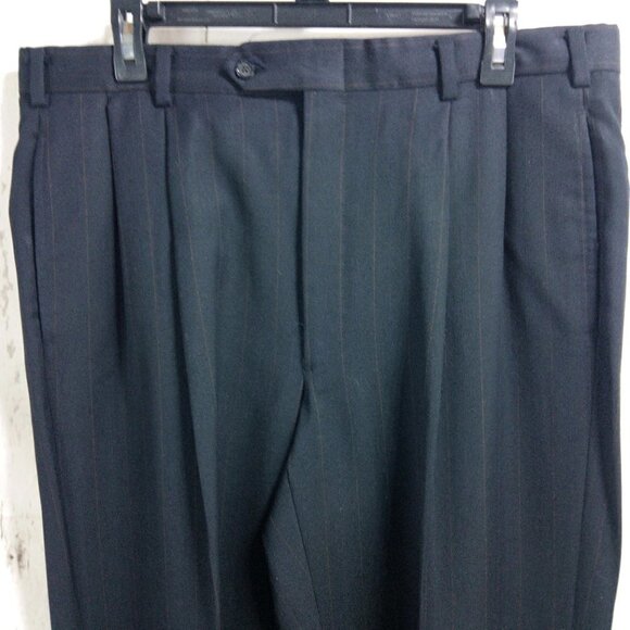 Tommy Hilfiger Dillard's 41R 2 Button Dark Blue Striped 2pc Suit 36x30.5 Pleated - Picture 11 of 14